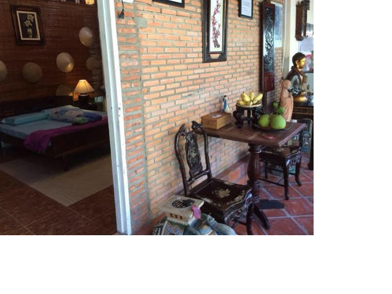 Charming Countryside Homestay Ben Tre Exterior photo